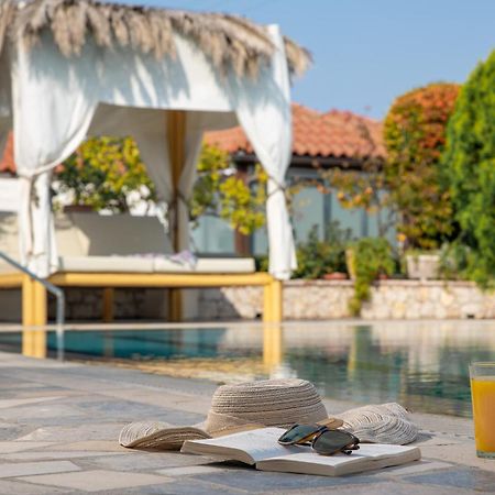 Elefteria Apts & Suites Kolymbia Bagian luar foto
