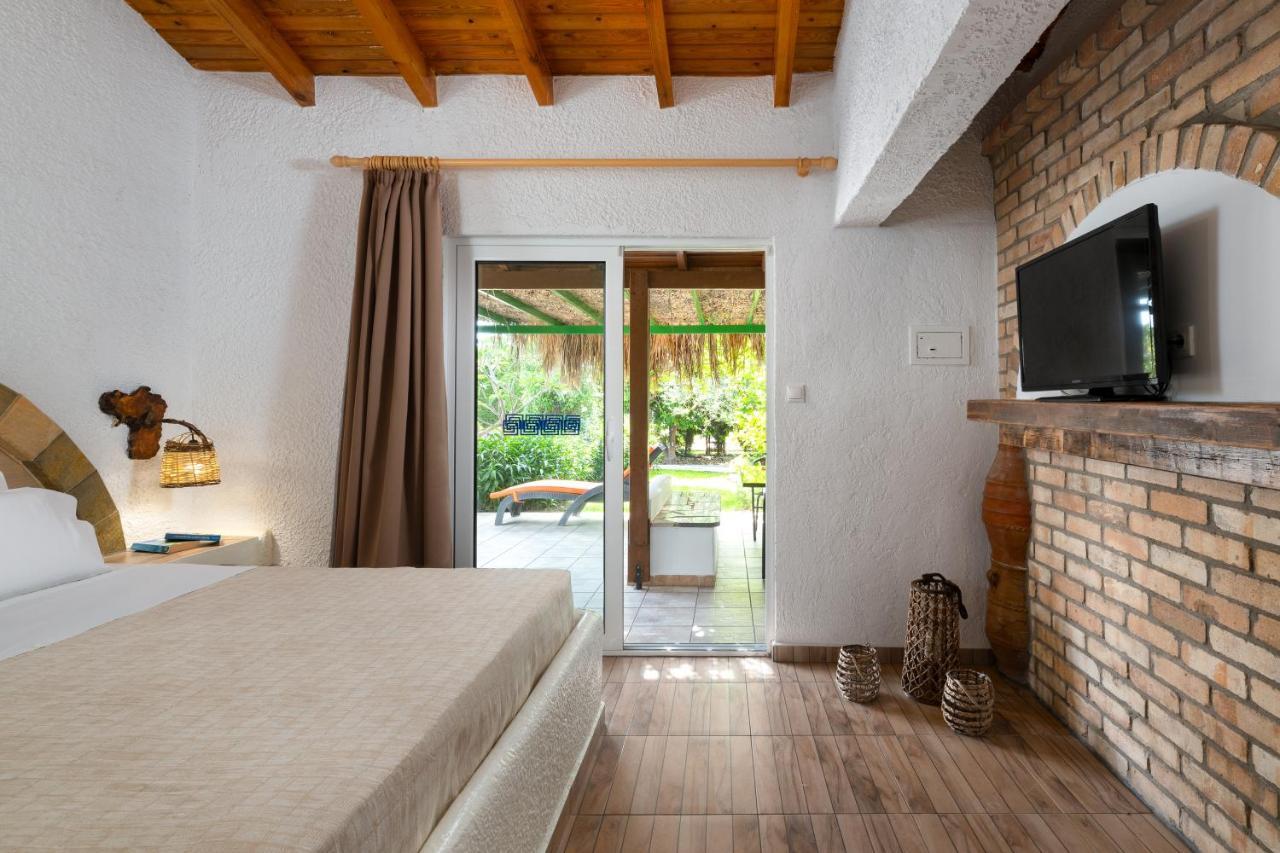 Elefteria Apts & Suites Kolymbia Bagian luar foto