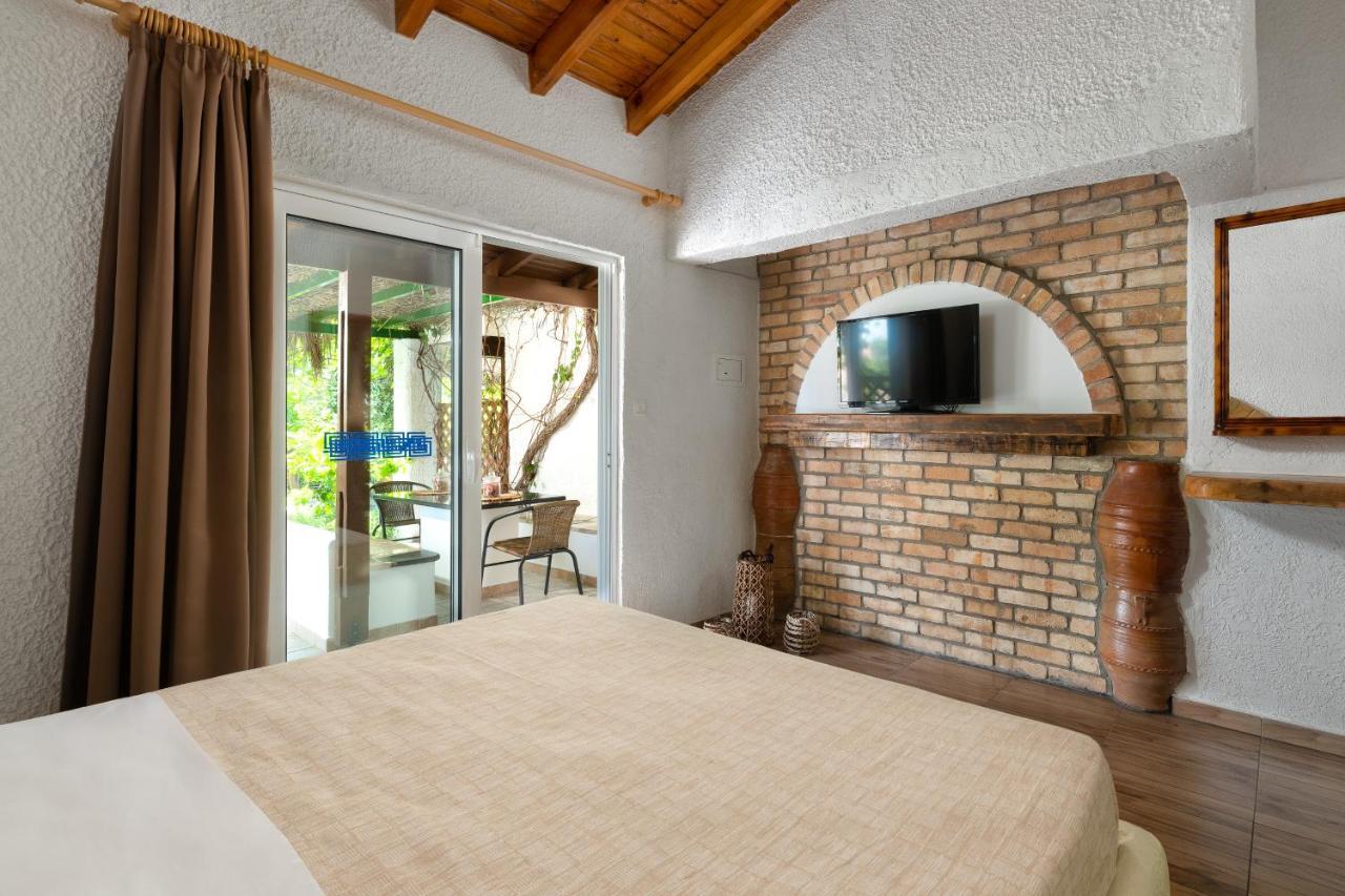 Elefteria Apts & Suites Kolymbia Bagian luar foto