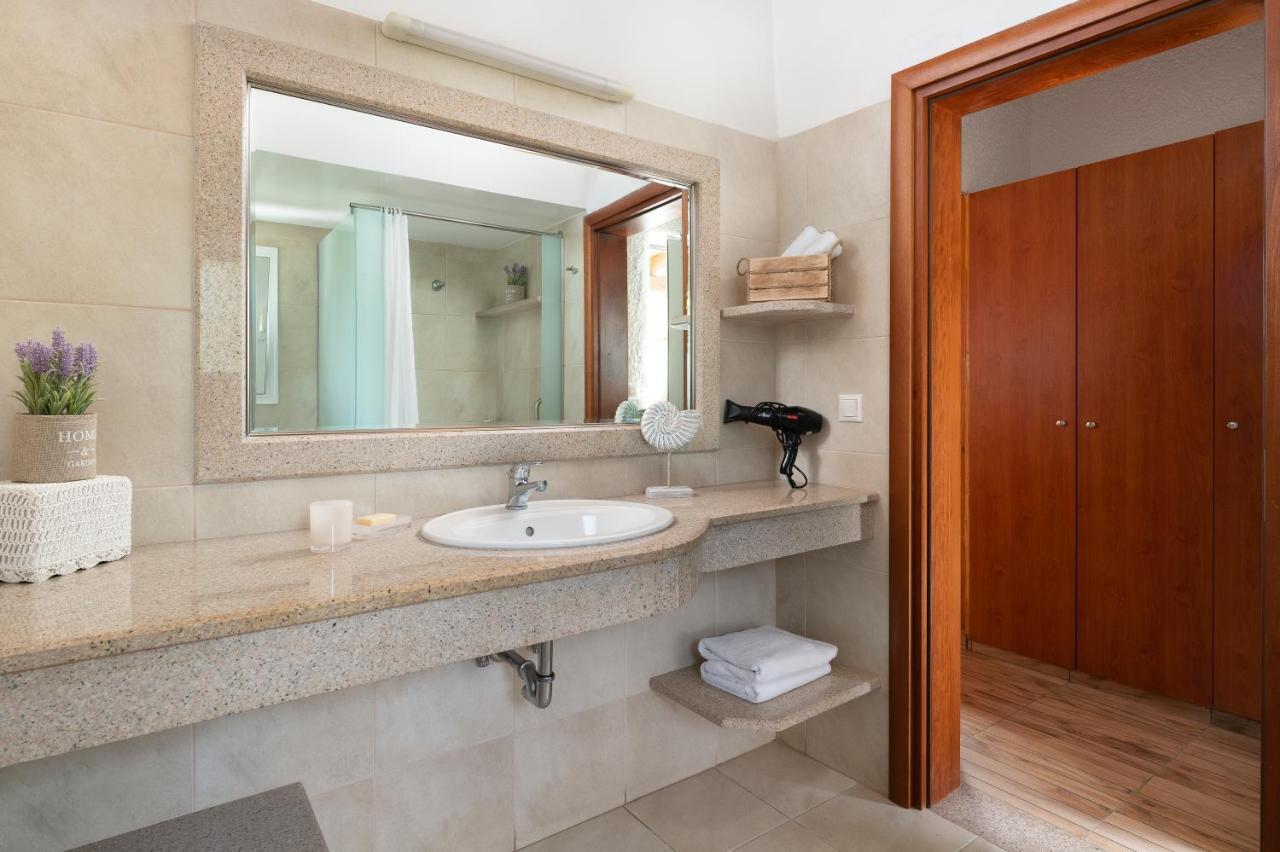 Elefteria Apts & Suites Kolymbia Bagian luar foto