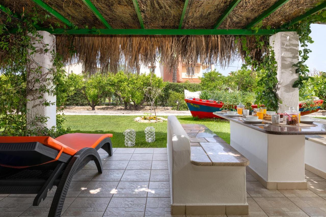 Elefteria Apts & Suites Kolymbia Bagian luar foto