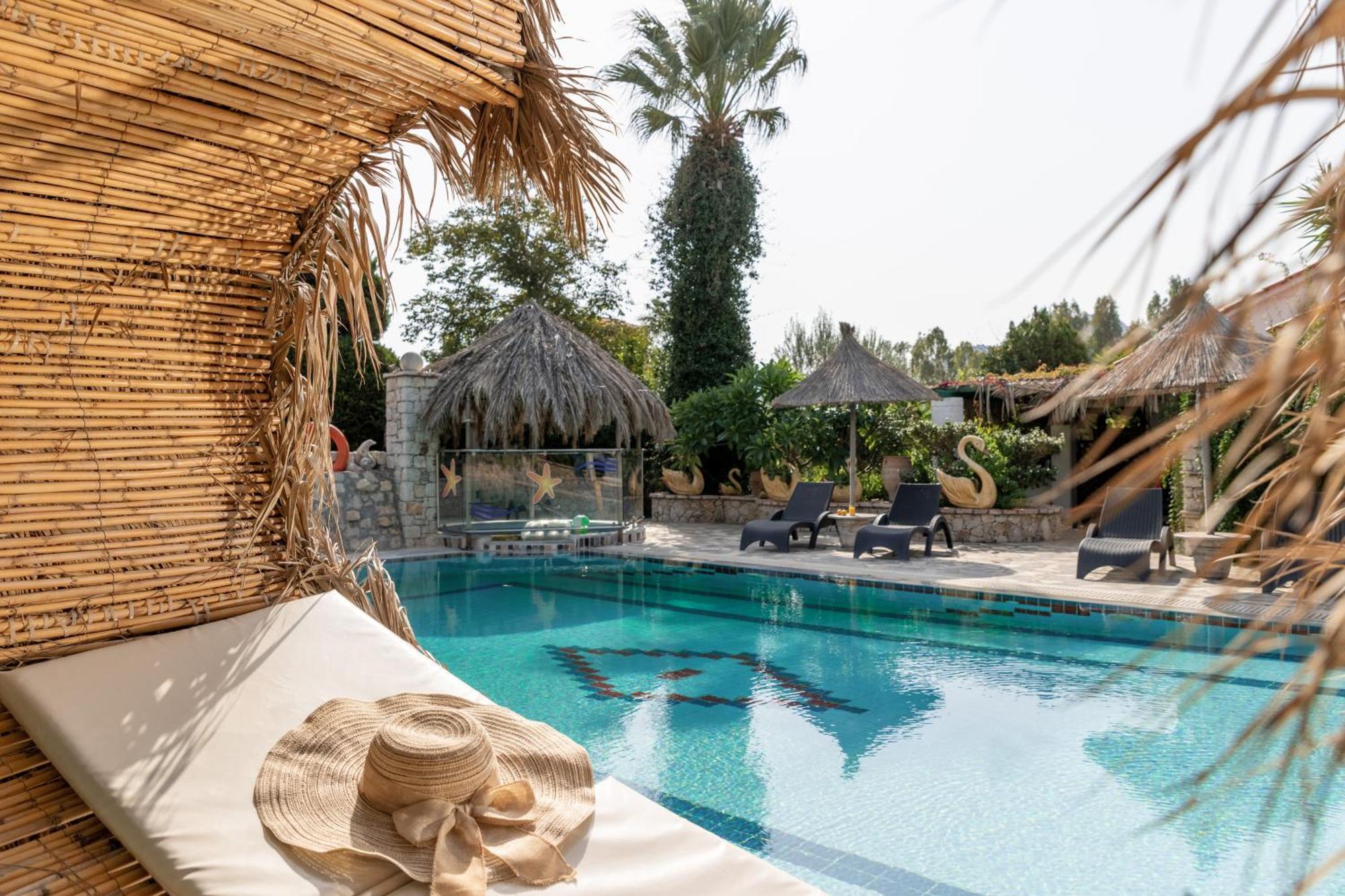 Elefteria Apts & Suites Kolymbia Bagian luar foto